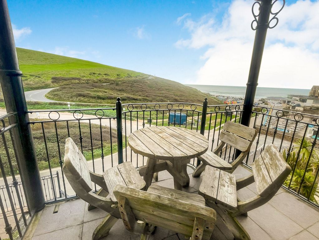 Property photo 2 of 14 External