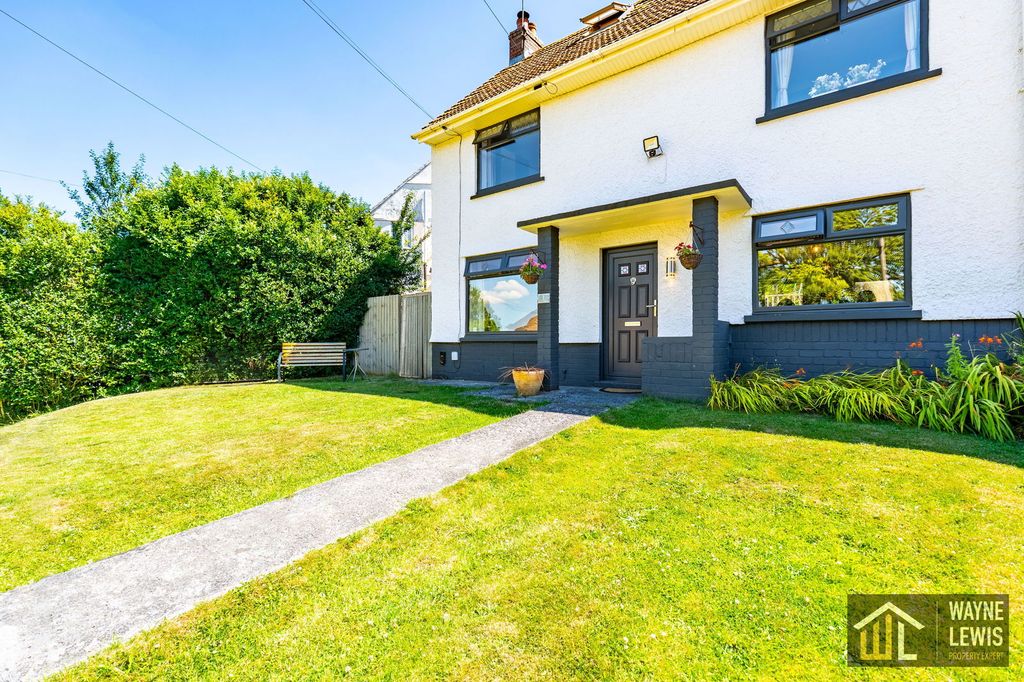Property photo 1 of 36