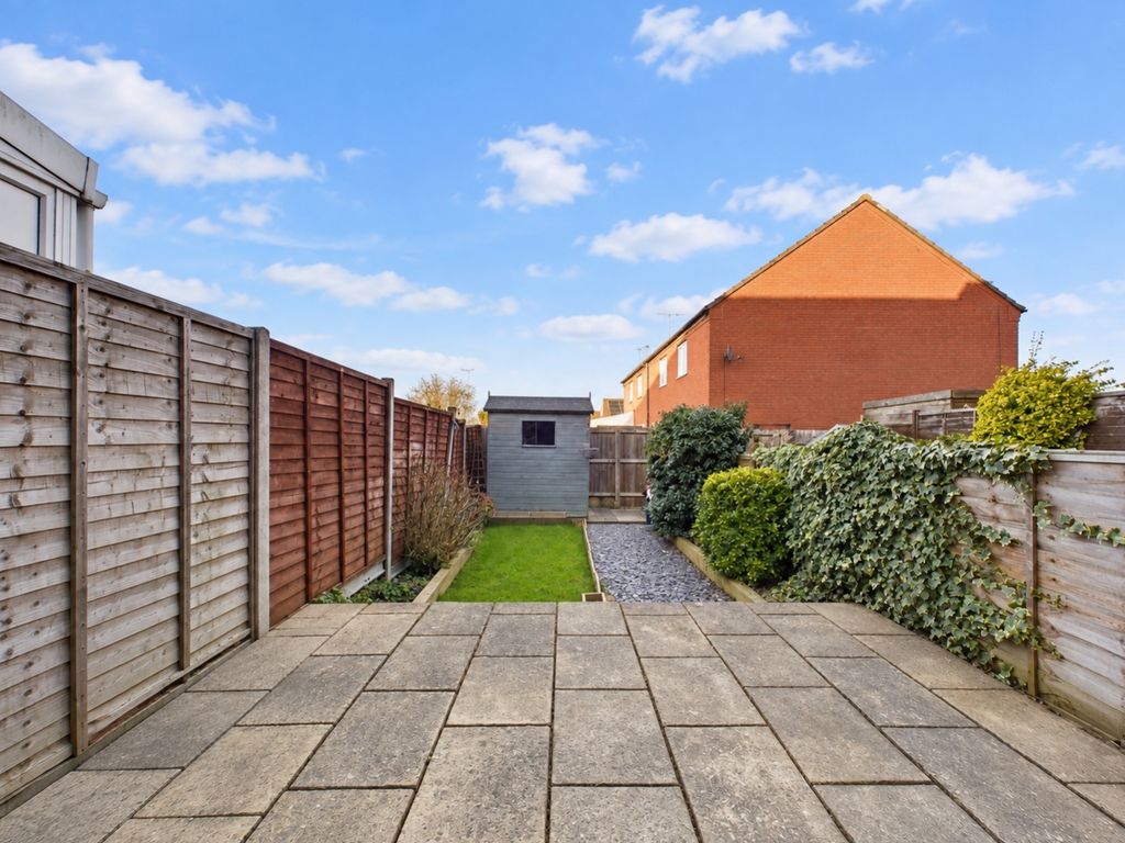 Property photo 2 of 2 Bright, Tidy Garden Ready For Listing