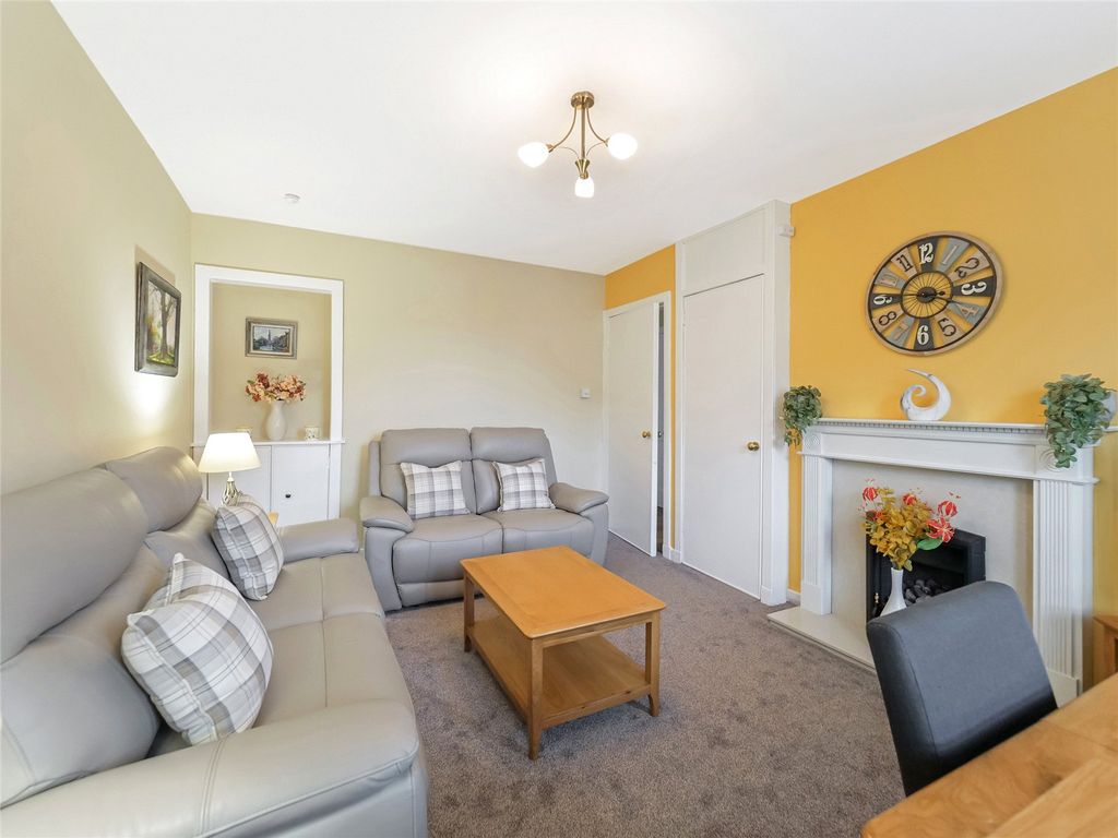 Property photo 3 of 14 Picture No. 12