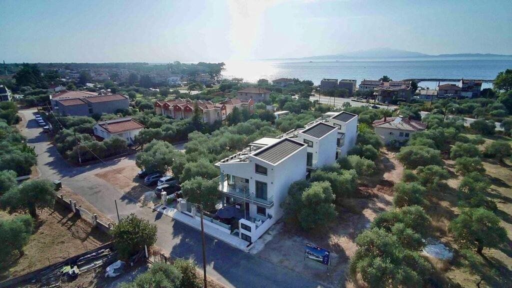 Property photo 1 of 24 For Sale Complex 475 m² On The Island Of Thassos