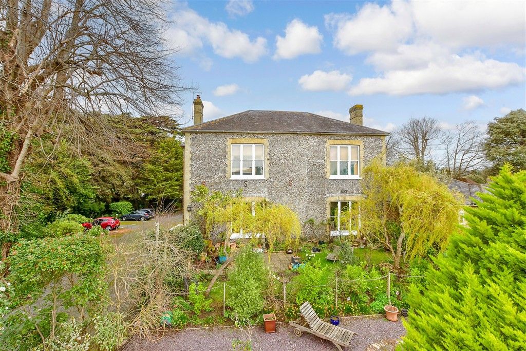 Property photo 1 of 13 External (Web)