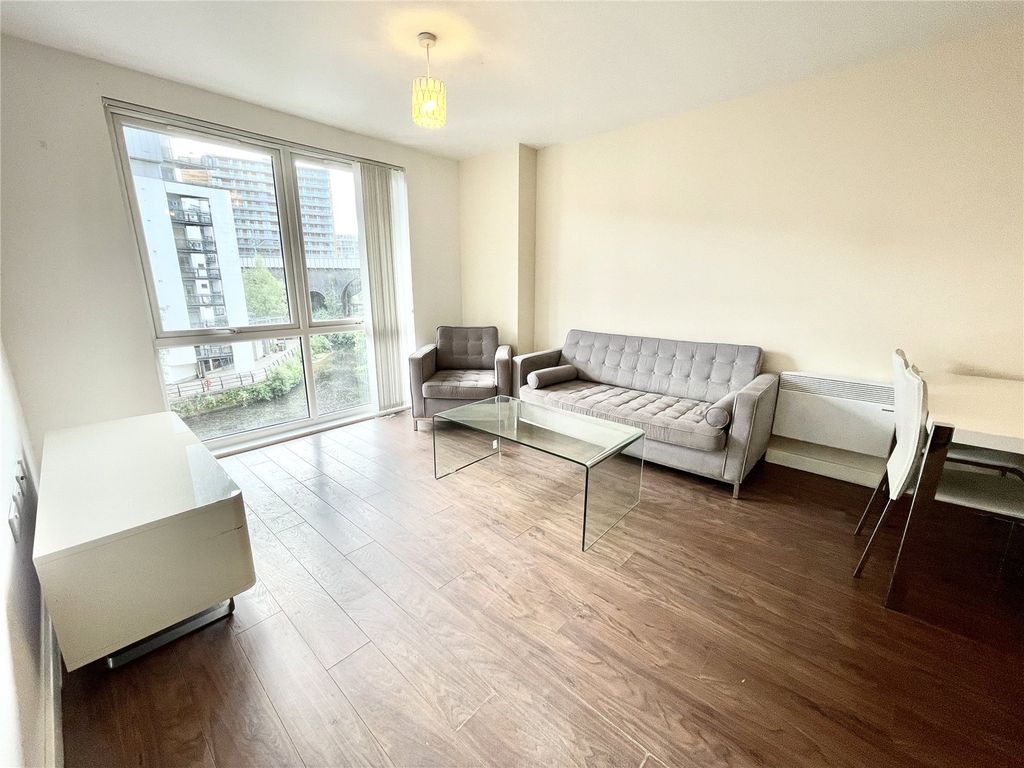 Property photo 1 of 9 1