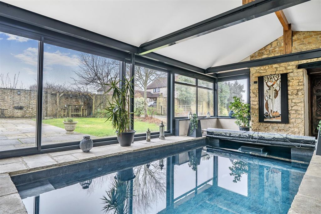 Property photo 2 of 39 1407315-8-6984B1Fbe435A.Jpg