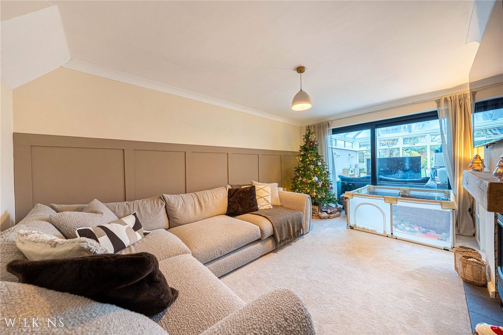 Property photo 3 of 29 Picture No. 21