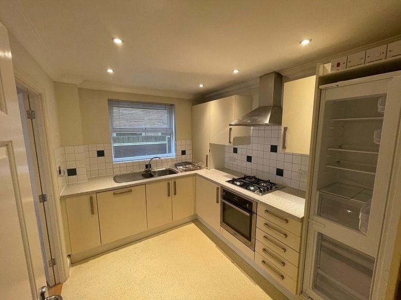 Property photo 3 of 7 Gallery