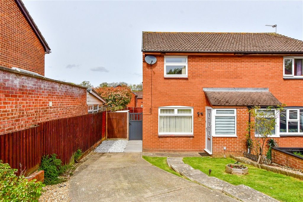 Property photo 1 of 10 External (Web) 1