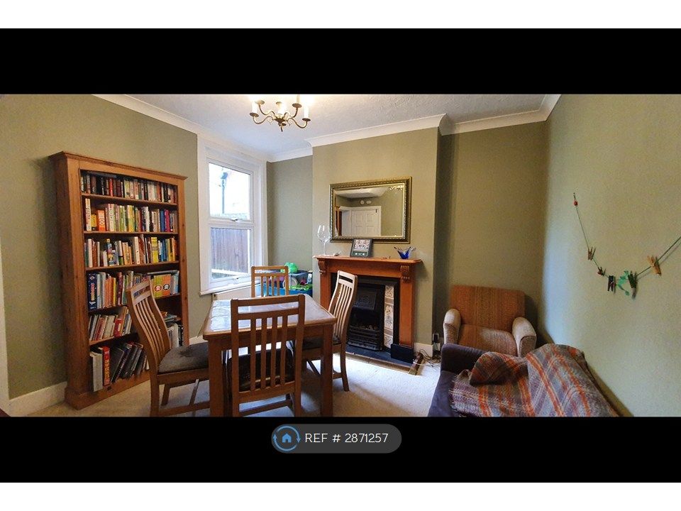 Property photo 3 of 15