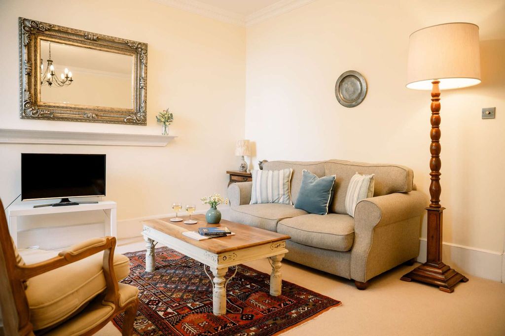Property photo 1 of 48 Living Room