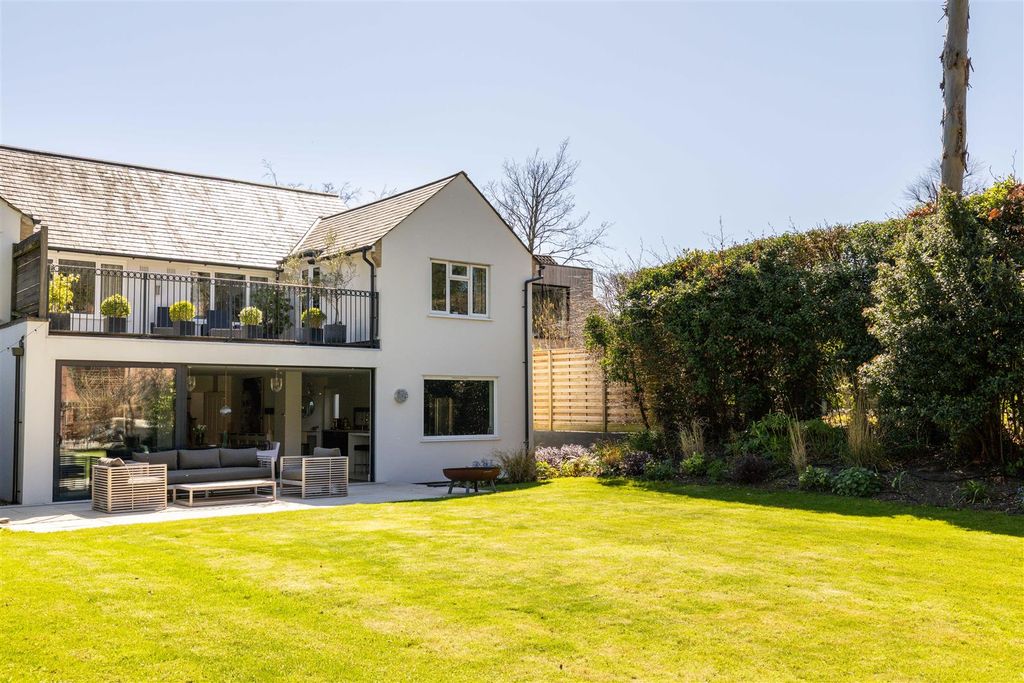 Additional image 29 of 5 bed detached house for saleGatton Road, Reigate RH2