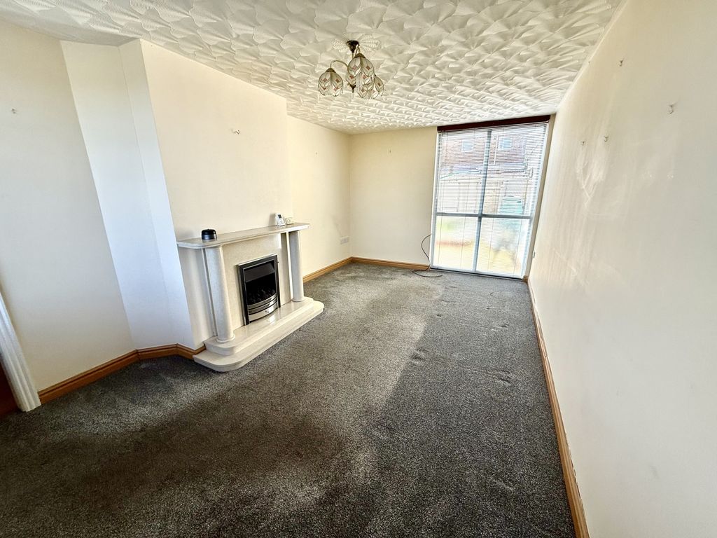Property photo 3 of 13 Img_9813