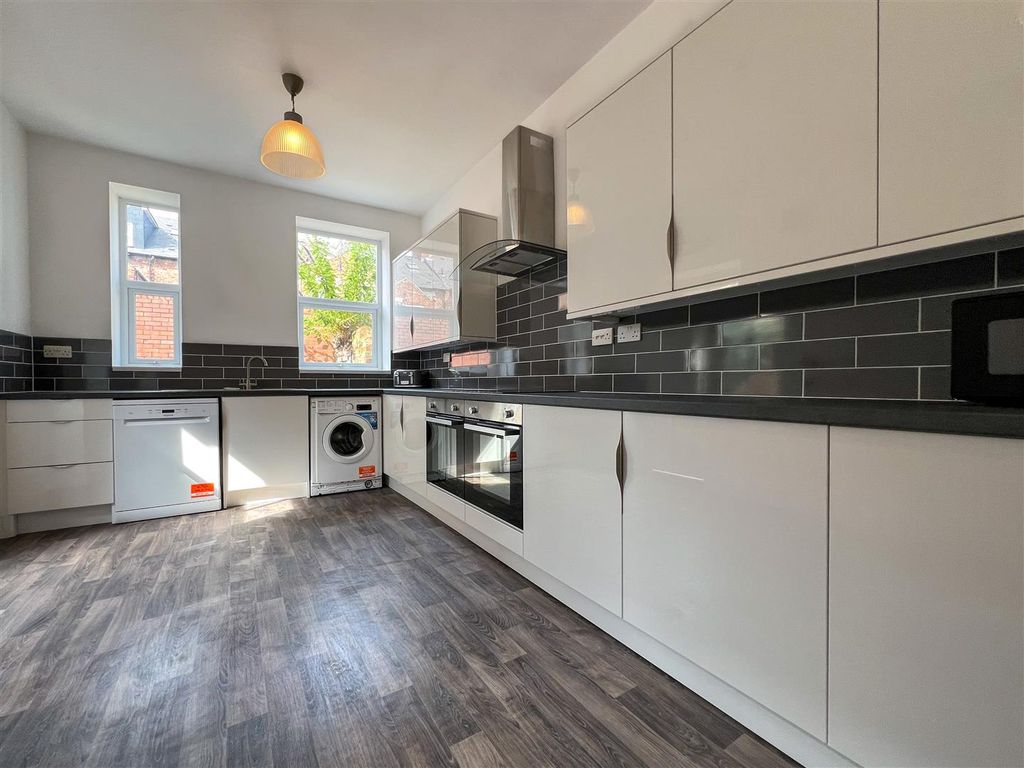 Property photo 1 of 10 24.Jpg