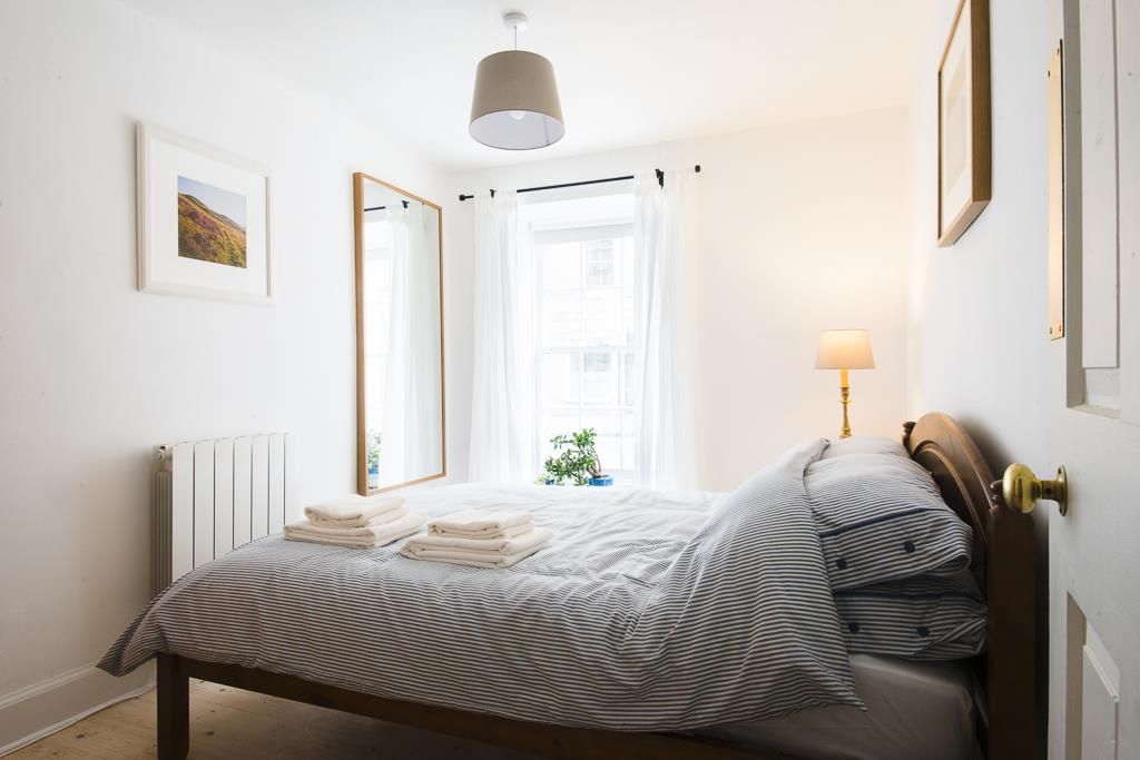 Property photo 1 of 11 Bedroom