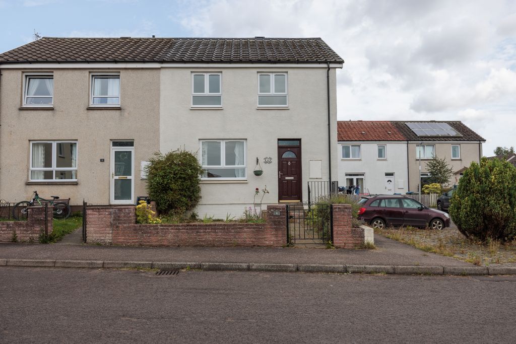 Property photo 1 of 31