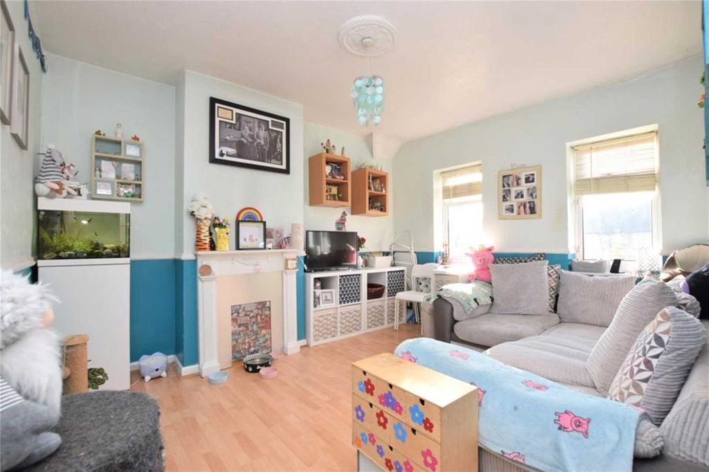 Property photo 1 of 6