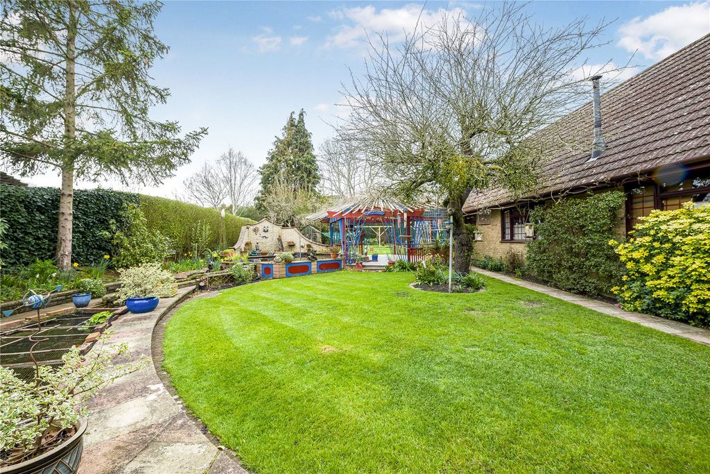 Property photo 3 of 53 Picture No. 09