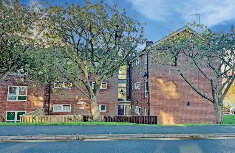 Property photo 2 of 12