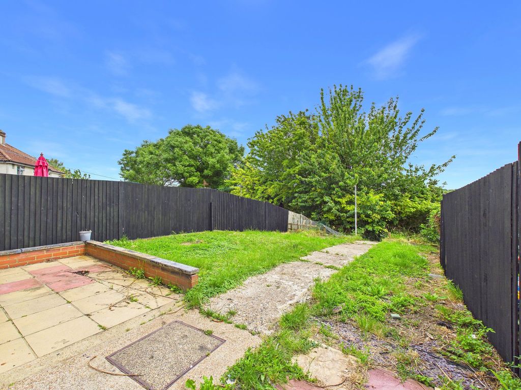 Property photo 2 of 12 Private Garden
