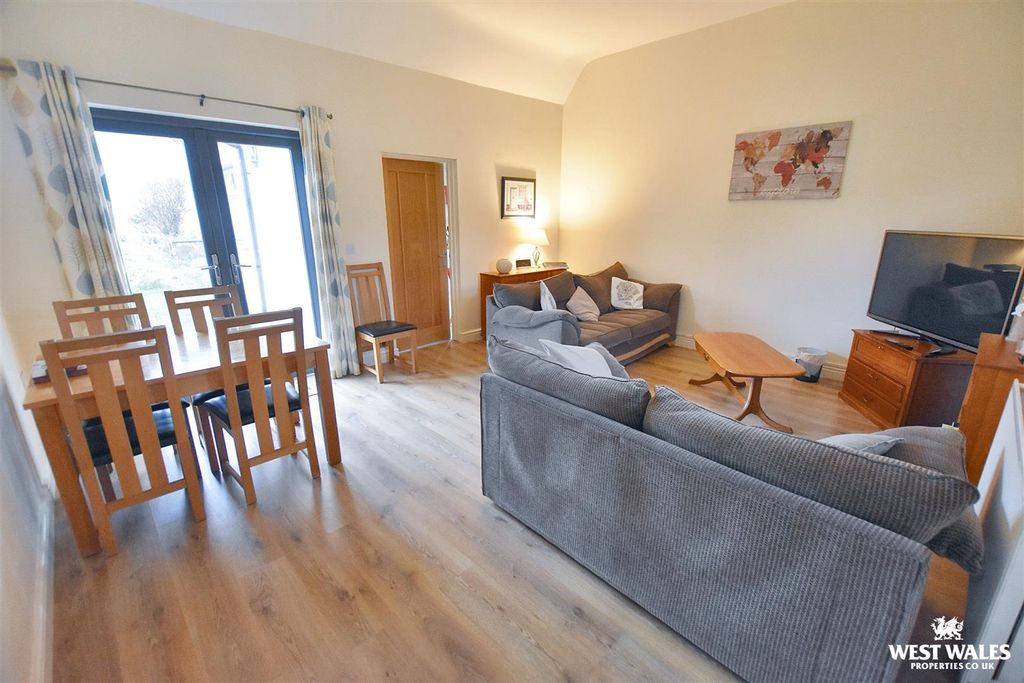 Property photo 3 of 24 12 (41).Jpg