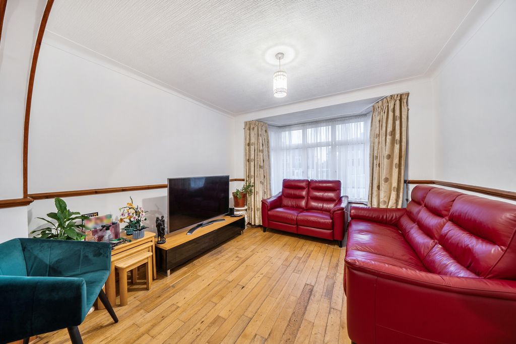Property photo 2 of 20 1-6Ad04Adf77073-1...