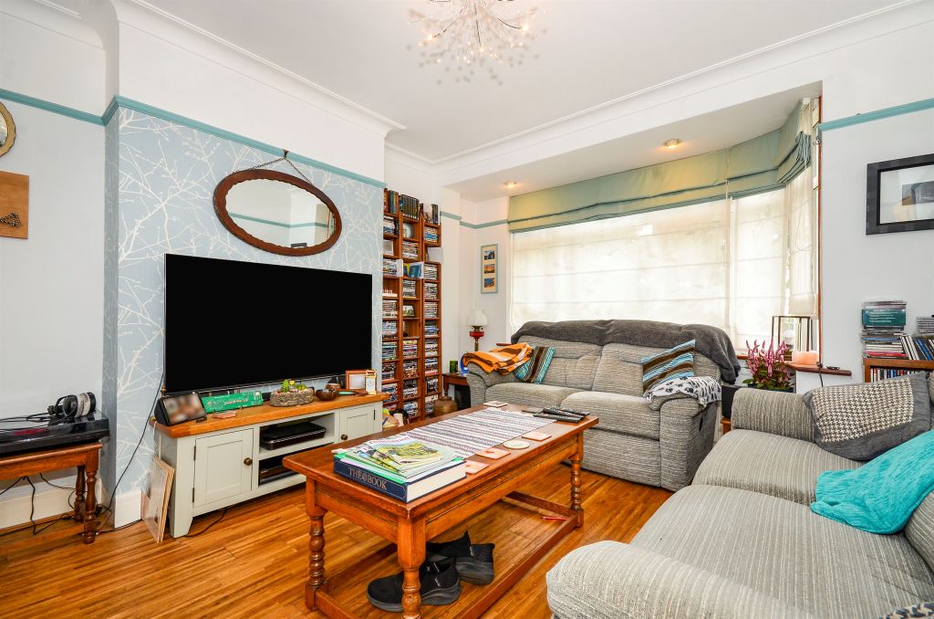 Property photo 2 of 21