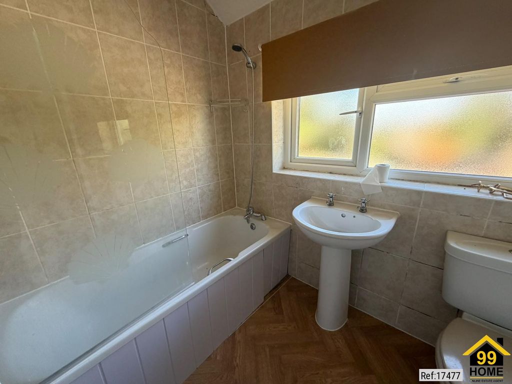 Property photo 3 of 6 Photo 2