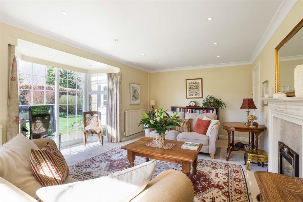 Property photo 2 of 24 00015.Jpg