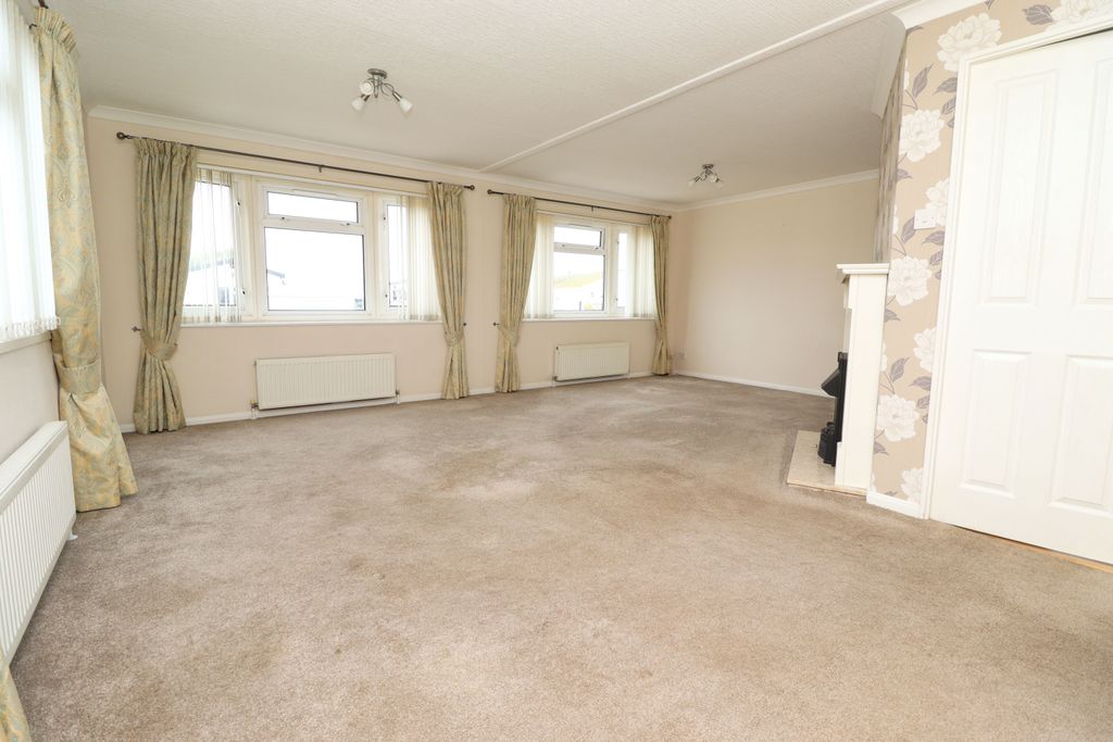 Property photo 2 of 18 Img_1298