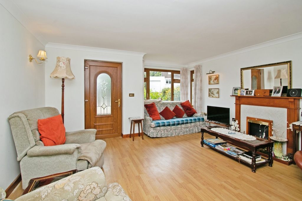 Property photo 3 of 20 Pbox-Img.Jpg