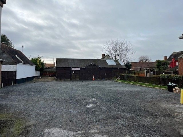 Property photo 2 of 6