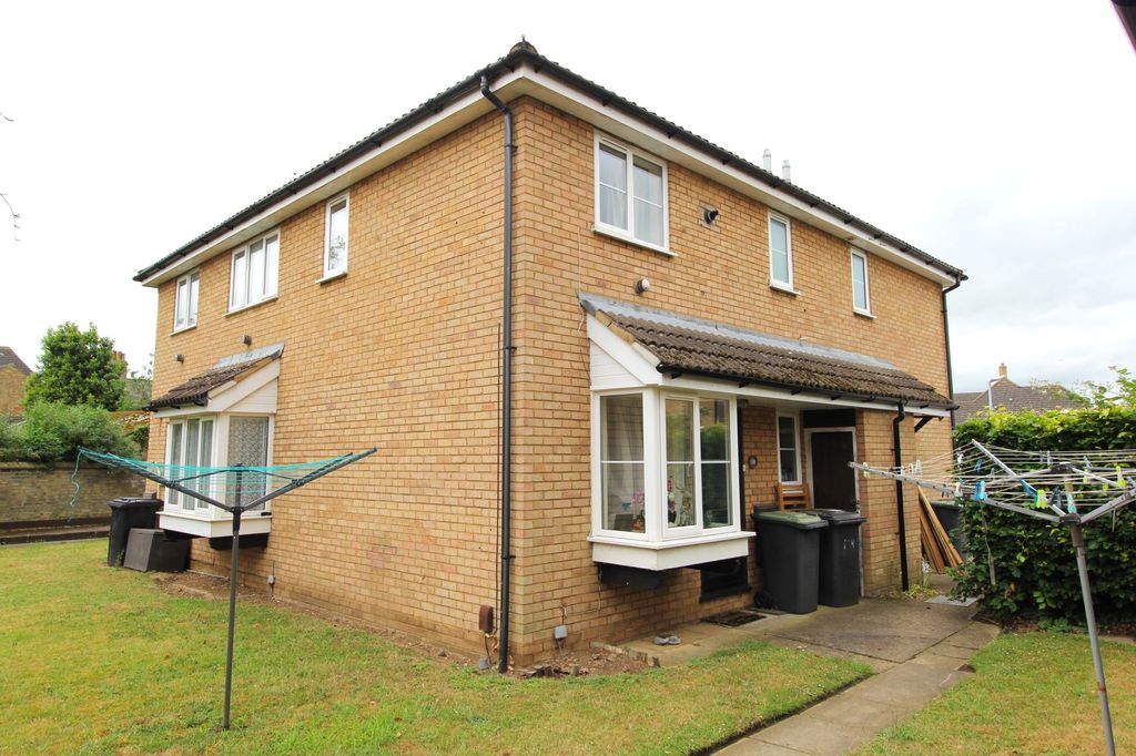 Property photo 1 of 6 Front