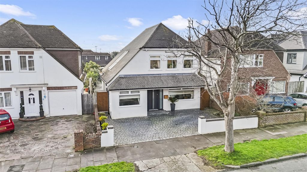 Property photo 1 of 39 33 Alinora Externals-001.Jpg