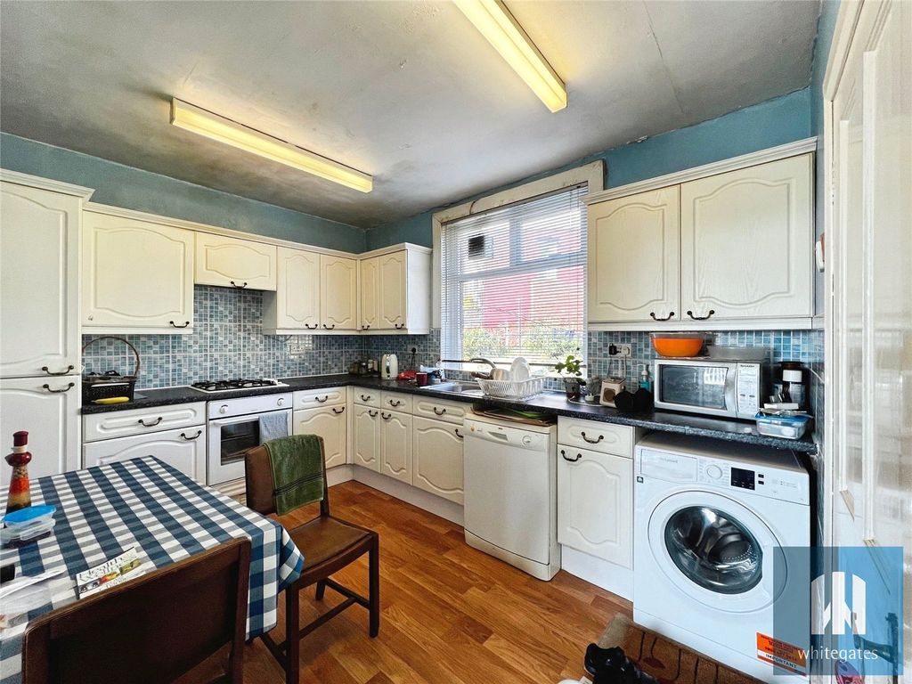Property photo 2 of 18 Picture No. 03