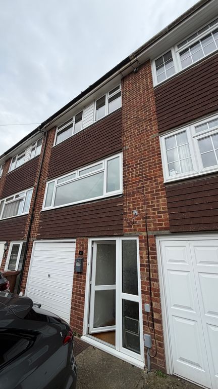 Property photo 1 of 25