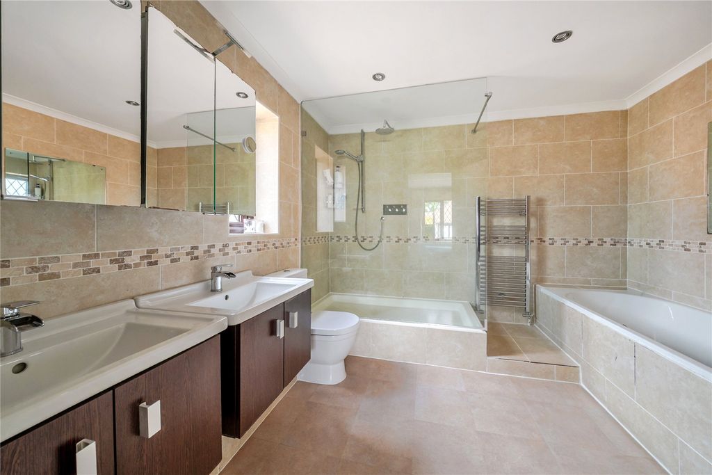 Additional image 11 of 6 bed detached house for saleLightwater, Surrey GU18