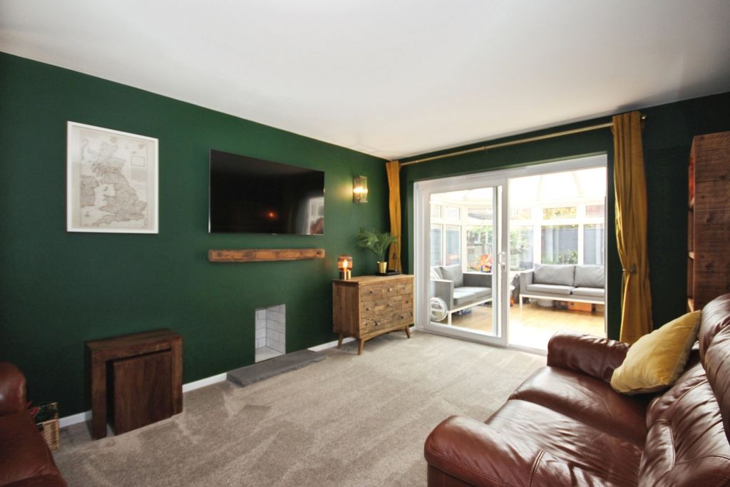 Property photo 2 of 15 Living Room