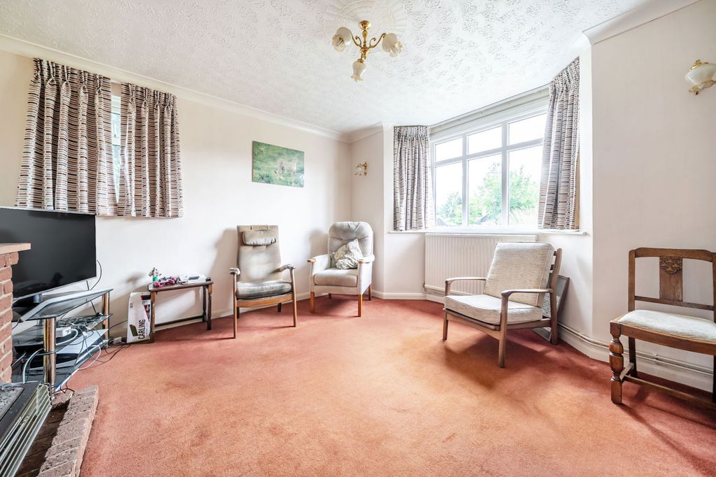 Property photo 3 of 19