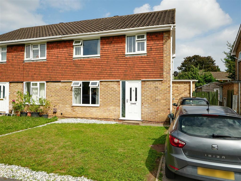 Property photo 1 of 19 External