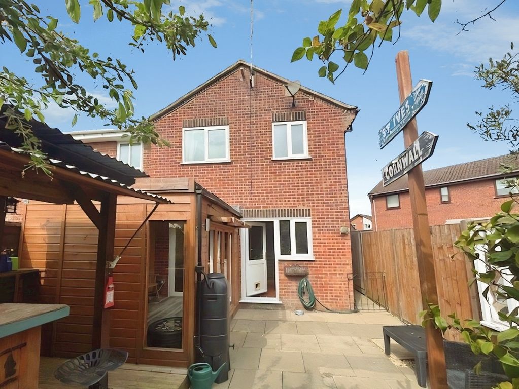 Property photo 1 of 12