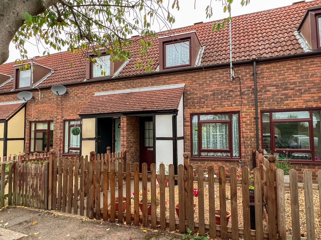 Property photo 1 of 11