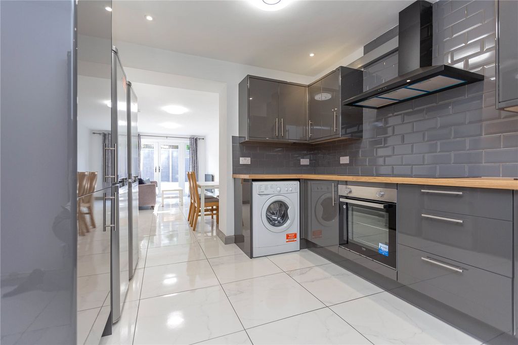 Property photo 1 of 12 Picture No. 25