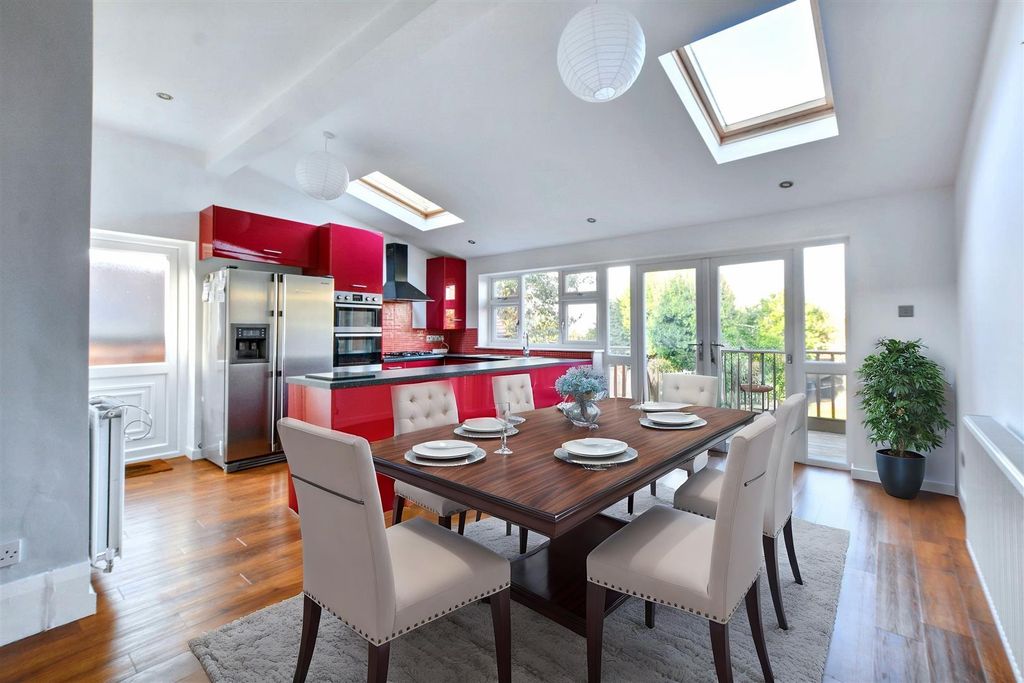Property photo 3 of 27 Dining Area- Virtual Furnishing.Jpeg