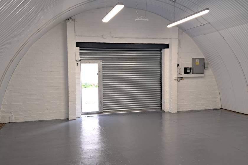 Property photo 2 of 3 An Empty Arch With White Lining