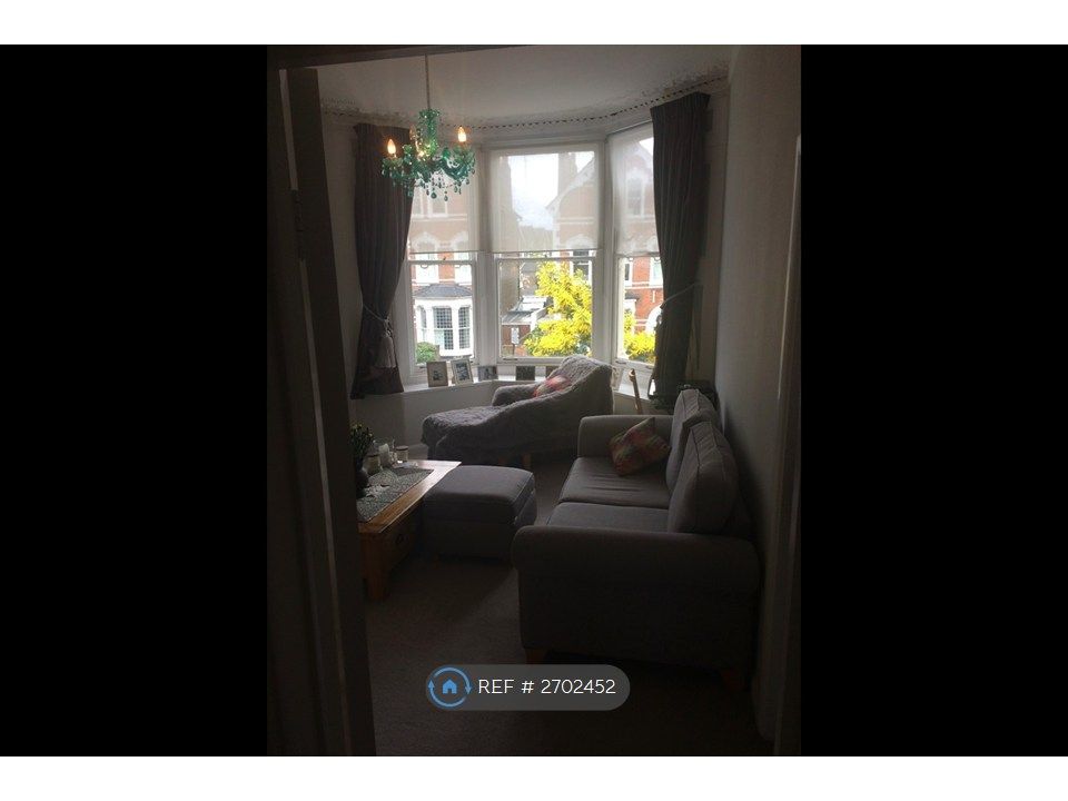 Property photo 2 of 17 Living Room