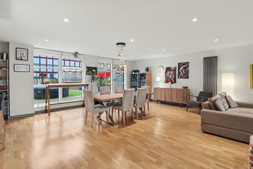 Property photo 2 of 20 Img_0054