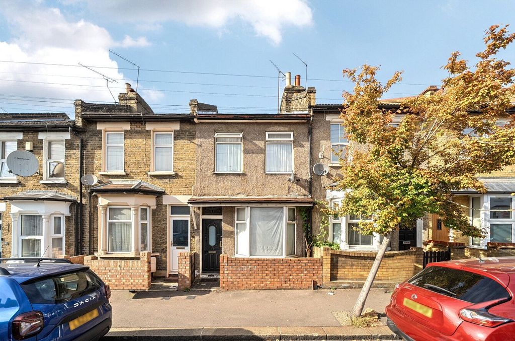 Property photo 1 of 15 1