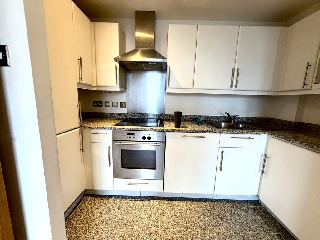 Property photo 3 of 8 Img_6545