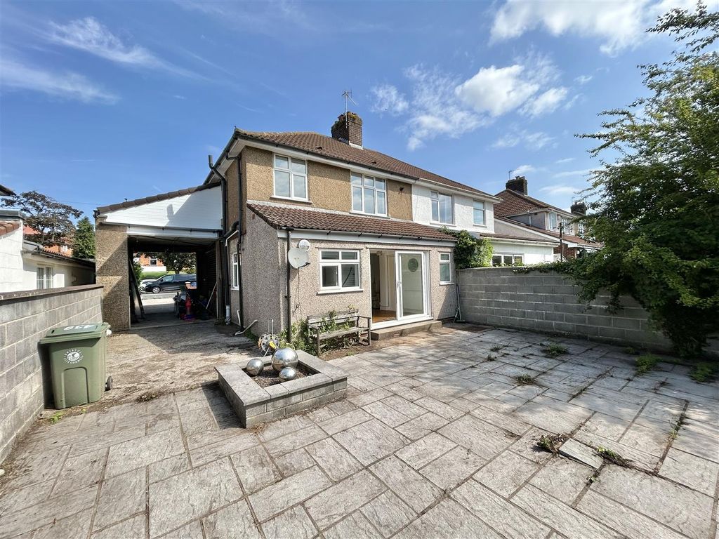 Property photo 2 of 18