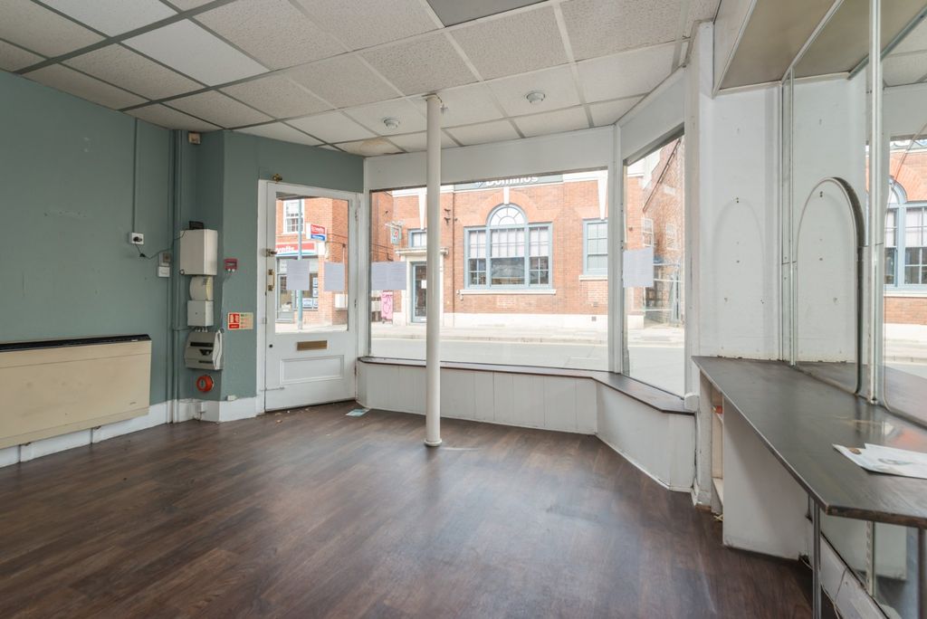 Property photo 2 of 13 Picture 2