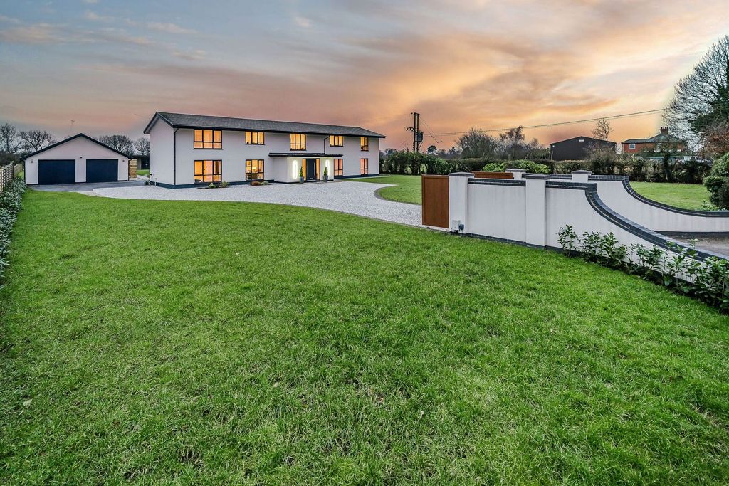 Additional image 62 of 5 bed detached house for saleDunkirk Lane, Leyland PR26